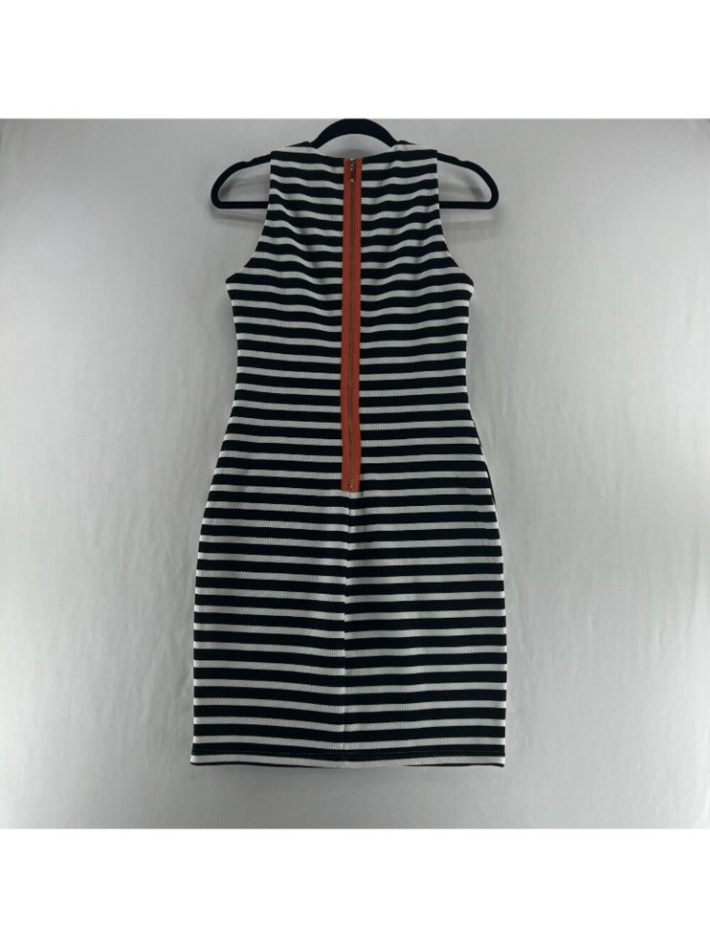 Sharagano Sheath Dress Womens 2 Sleeveless Optical Illusion Striped Black White - Picture 2 of 14